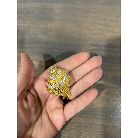 KJL Kenneth Jay Lane Seashell Brooch Pendant Gold Tone Rhinestones - Picture 8 of 9